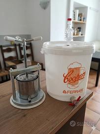 Kit Enologia: Fermentatore 25L + Torchietto + Tubo