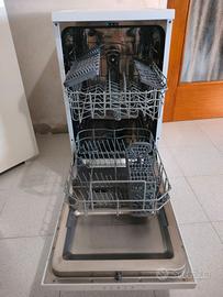 Lavastoviglie Candy, modello Brava