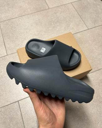 Adidas yeezy slide black slate grey 38/39/40.5