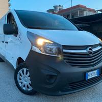 Opel Vivaro 1.6cdti biturbo 125 cv full opt euro6 