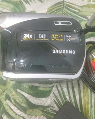 Video camera VHS- C