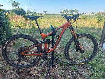Giant Reign advanced pro 1