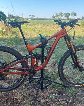 Giant Reign advanced pro 1