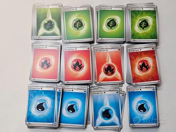 1250 carte originali Pokemon “energia”