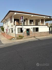 Locale commerciale bar-ristorante