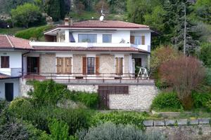 BIFAMILIARE A BRESCIA