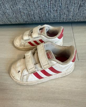 Scarpe Adidas bambina taglia 25