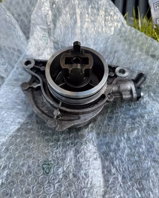 Pompa vuoto Pierburg BMW