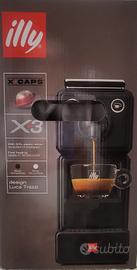 macchina caffe' illy capsule