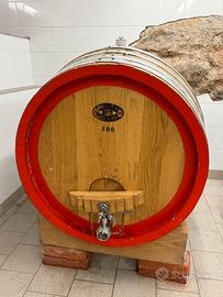 Botti di legno Barrique diverse misure usate