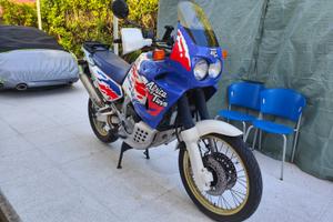 Honda Africa Twin 750 RD 07