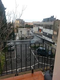 Singola centralissima 50 mt p.zza YENNE