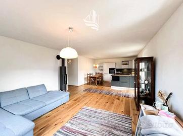 Trilocale con giardino privato a Egna