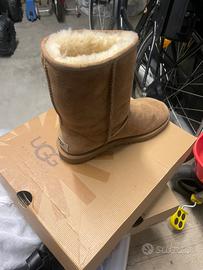 Ugg cammello