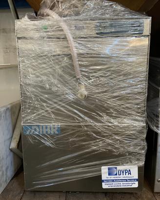 Lavabicchieri 35x35 usata professionale