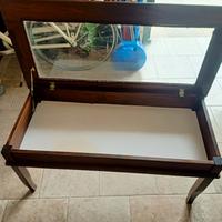 Tavolino vetrinetta per soggiorno apribile