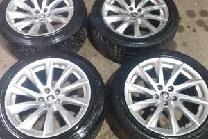 Jaguar XF Cerchi e Gomme 245/45/18, 255/45/18 Esti