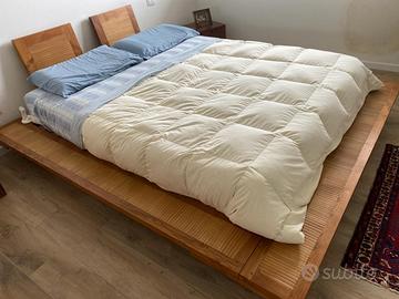 Camera da letto completa in legno teak – elegante