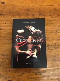 Libro CUORE NERO di Amabile Giusti