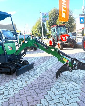 MINIESCAVATORE GIOR 12 Evo.5 KUBOTA - CON PINZA TR