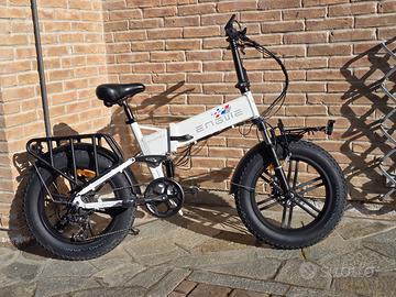 BICI ELETTRICA PIEGHEVOLE GOMME GROSSE