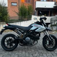 Ducati hypermotard 796