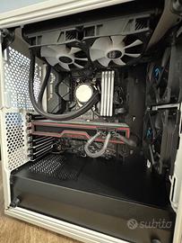 PC Gaming Desktop - Ryzen 5 /32GB RAM / RX 6700XT