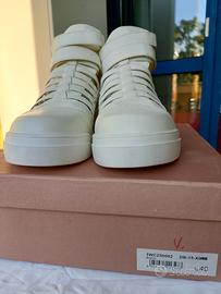 scarpe sandali cinti 