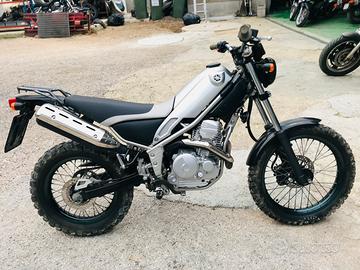 Yamaha triker 250