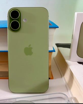 iPhone 17