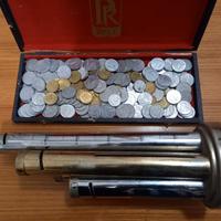 MONETE ITALIANE con salvadanaio a colonna per lire