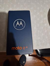 Moto E 32