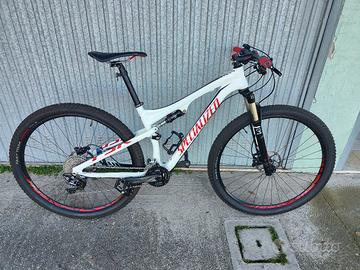  Mountain bike  Specialized
