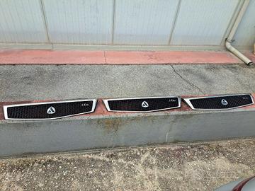 GRIGLIA MASCHERINA  ANTERIORE Y10