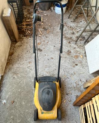 Attrezzi elettrici da giardino