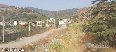 San Filippo inferiore, trivani e servizi