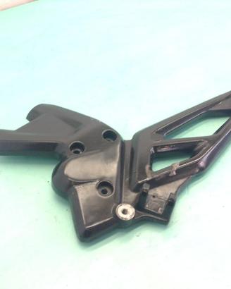 BMW G 310 R 310 STAFFA SUPPORTO PEDANE POGGIAPIEDI