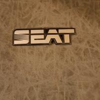 Fregio, logo "Seat"