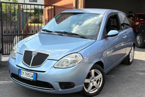 Lancia Ypsilon 1.3 MJT 90 CV Platino
