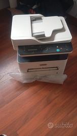 Stampante e PC portatilr