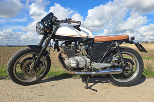 Suzuki Gs450S Caffe Racer