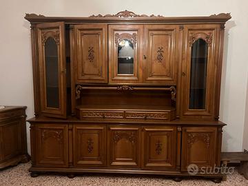 Parete Attrezzata Classica in Legno Massello