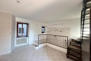 3 LOCALI A MALNATE