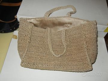 BORSA DA DONNA all'uncinetto