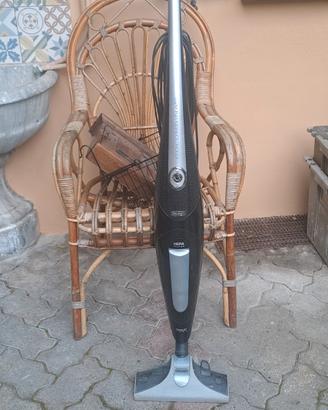 aspirapolvere delonghi