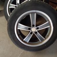 Pneumatici invernali 235/55 R18 con cerchi