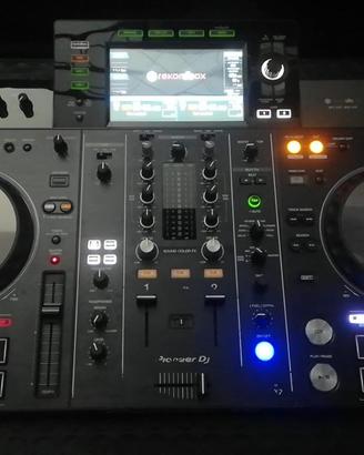 Pioneer XDJ RX2 con borsa di trasporto Pioneer