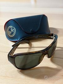 Ray-Ban occhiali da sole donna pari al  nuovo 