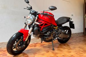 DUCATI MONSTER 821 - PARI AL NUOVO