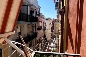 Bilocale Arredato 42 mt.2 Zona Centro / Ponente